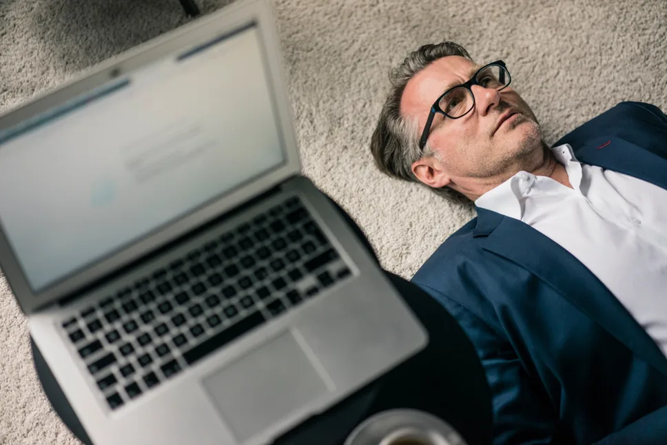 Faire affaire avec une agence web plutôt que soi-même
